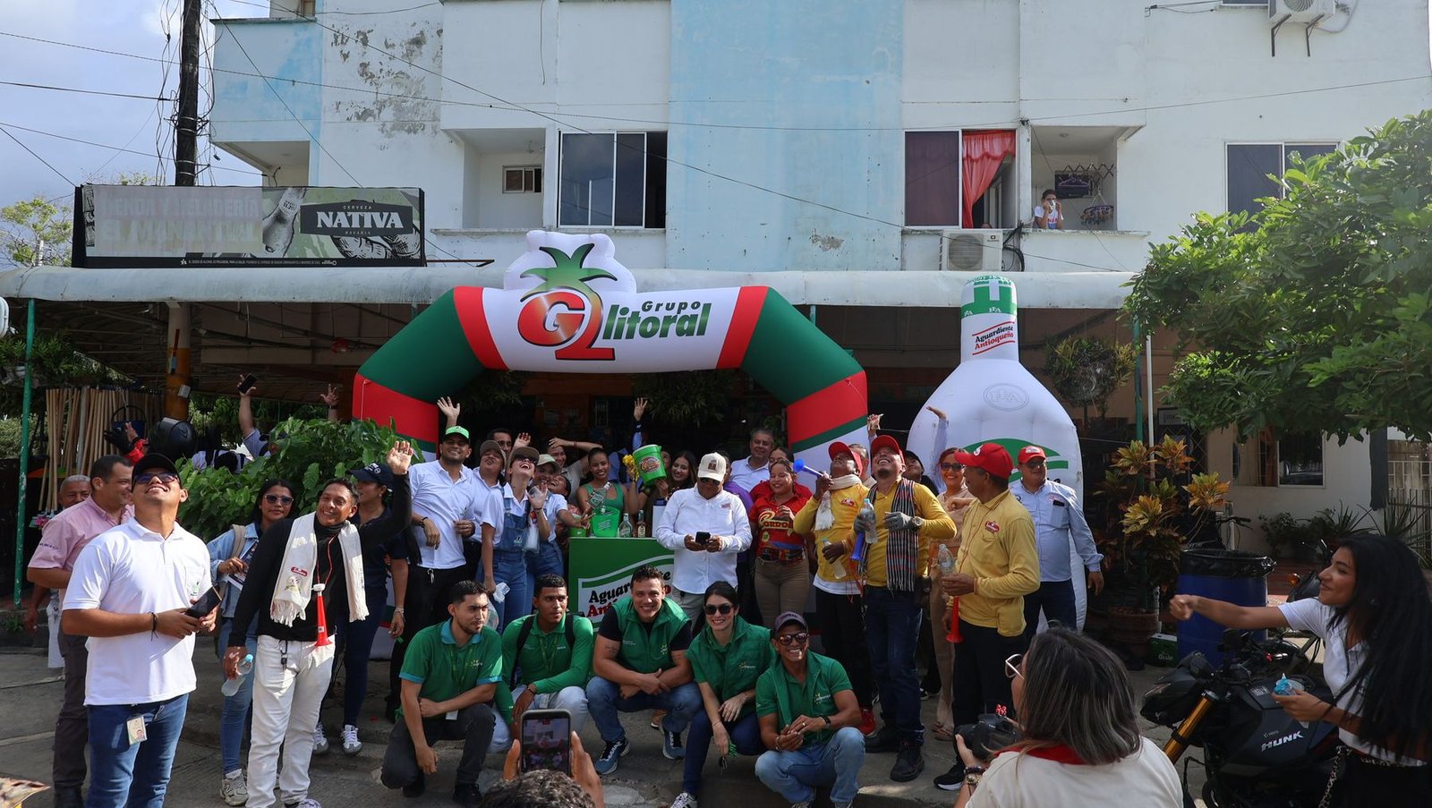 Recorrido de caravanas por Montería, Día del Tendero 2026